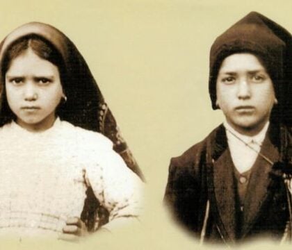 Deux des trois voyants de Fatima pourraient être canonisés en mai prochain