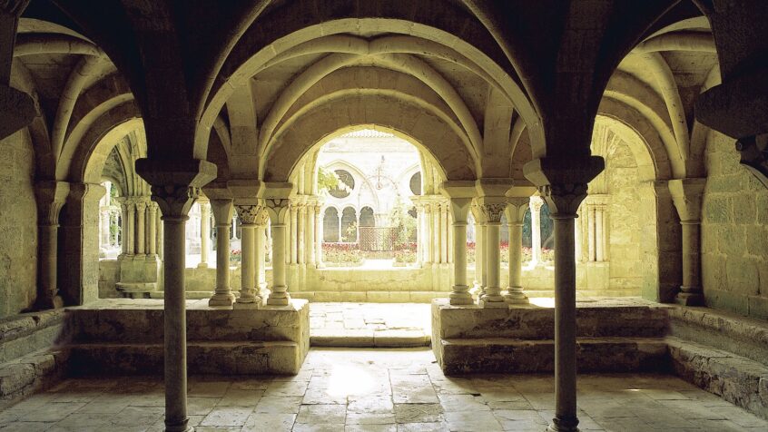 A 23 ans, elle passe du squat au cloître