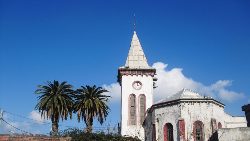 Algérie: quatre églises fermées en quatre mois