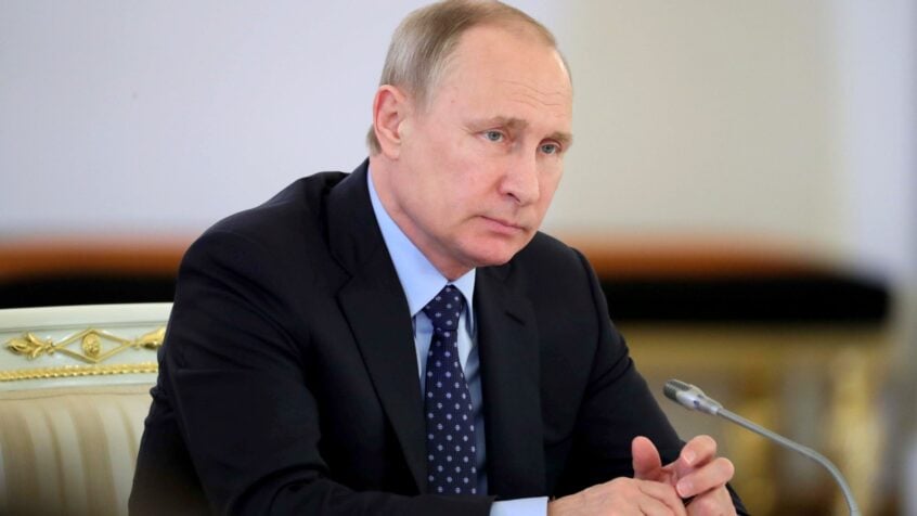 Le président Poutine propose d&#8217;intégrer Dieu dans la Constitution
