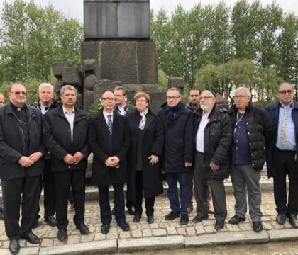 Pèlerinage de la mémoire à Auschwitz avec les chefs de culte et de la laïcité