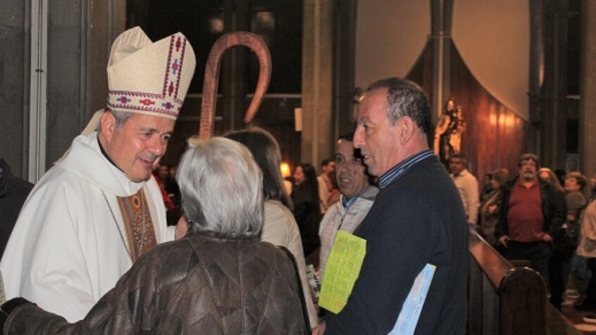 Le Pape accepte la démission de trois évêques chiliens