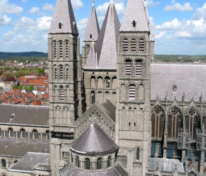 La cathédrale de Tournai  poursuit ses (très longs) travaux de restauration
