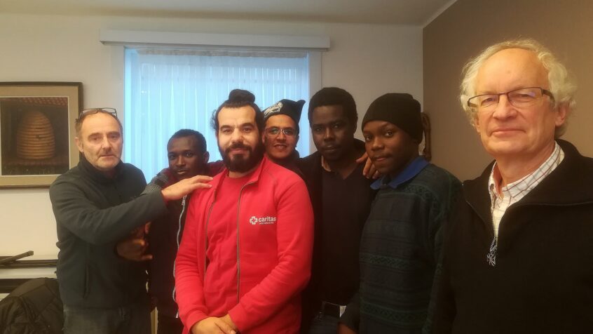 Le curé de Zeebruges menacé parce qu’il aide des migrants