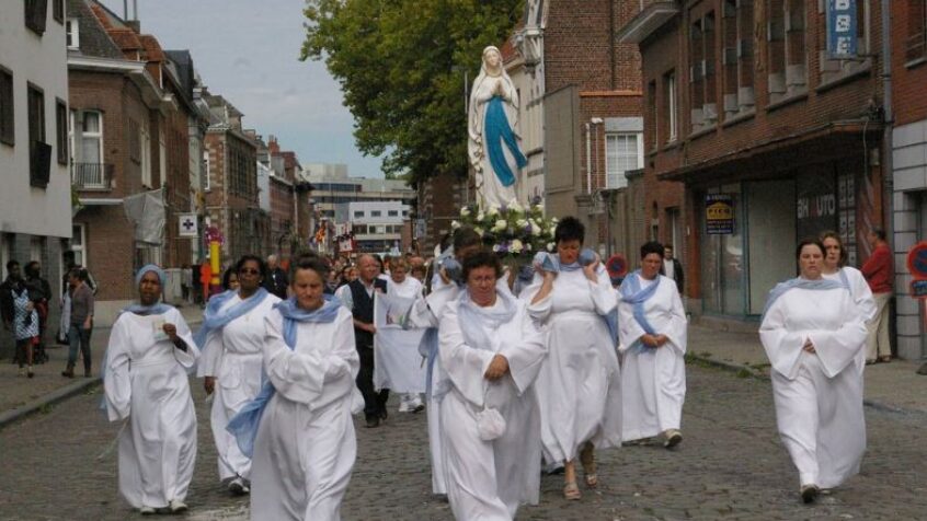 ND de Lourdes à l’honneur de la Grande Procession de Tournai