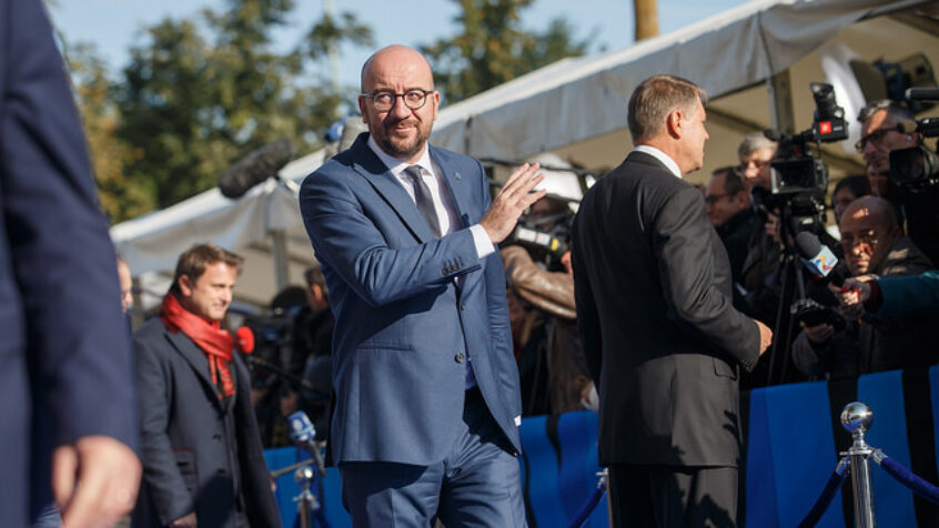 Pacte mondial sur les migrations: la Belgique signera-t-elle?