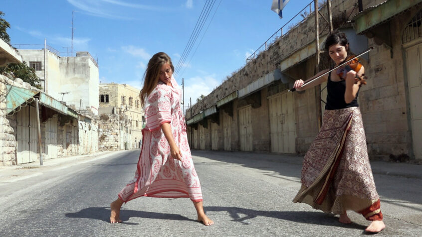 Hébron : Danser pour la paix dans Shuhada Street