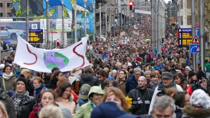 Marche pour le climat: une marée « verte » à Bruxelles