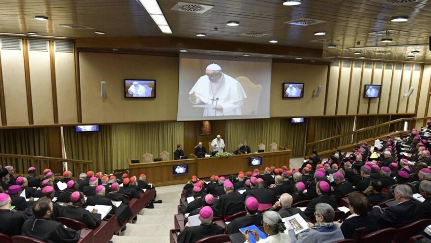 Le Pape inaugure la Rencontre sur la protection des mineurs