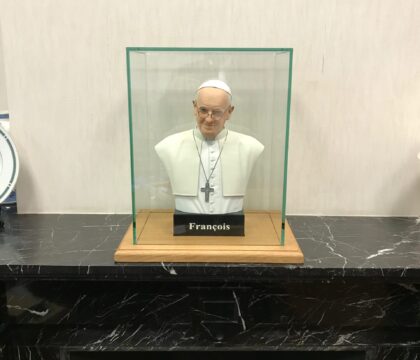 Un buste liégeois pour le pape François