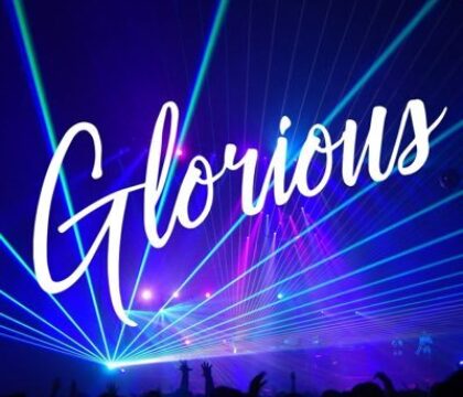 Glorious lance son école Pierre et une messe sur YouTube