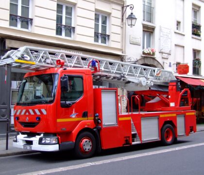 Hommage aux pompiers parisiens