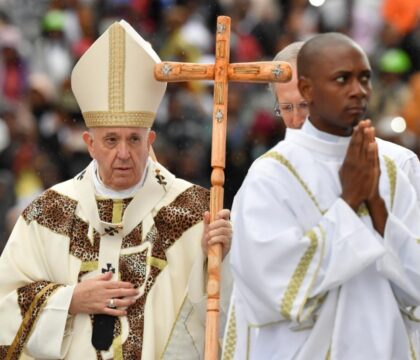 Le pape visite &#8220;Dream&#8221; au Mozambique