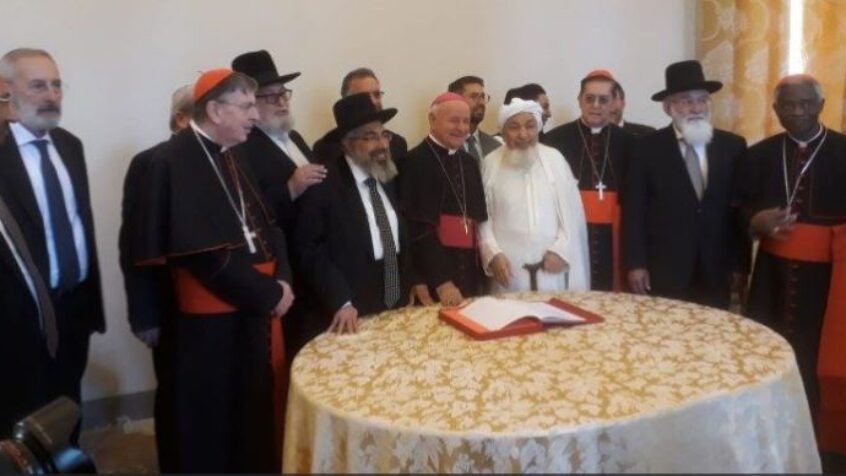 Déclaration sur la fin de vie signée par les religions monothéistes