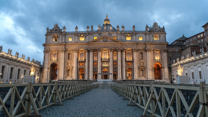Un guide &lsquo;étonnant&rsquo; sur le Vatican