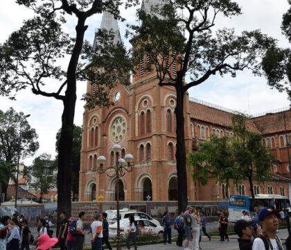 Vietnam : Une Eglise bien vivante, en proie aux « tracasseries »