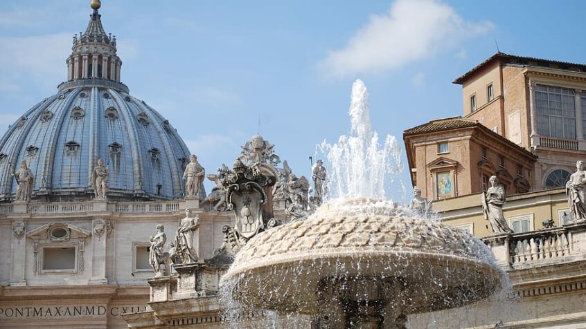 Vatican: Triduum Pascal sans pèlerins 