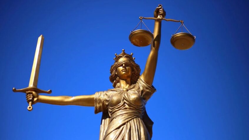 Justice : fixer un cadre légal pour les mesures sanitaires