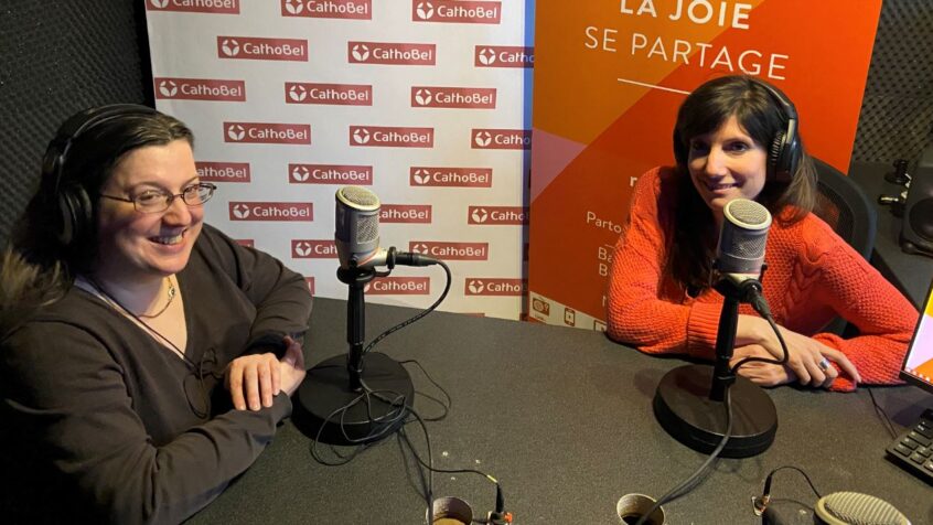 RADIO –  Il était une foi… Il fait bleu sous les tombes