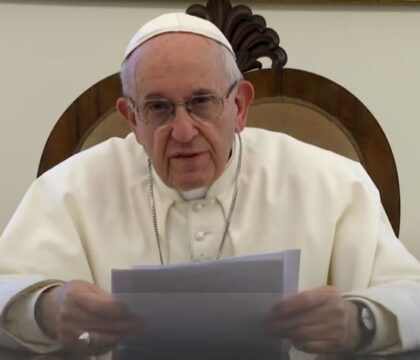 Le pape prie pour les prêtres de Buenos Aires atteints du Covid-19