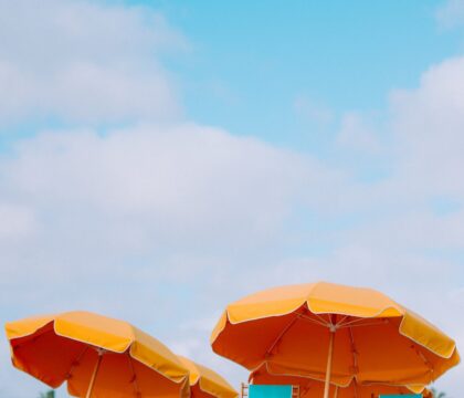 Mettre du sens dans ses bagages : Peut-on encore partir en vacances ?