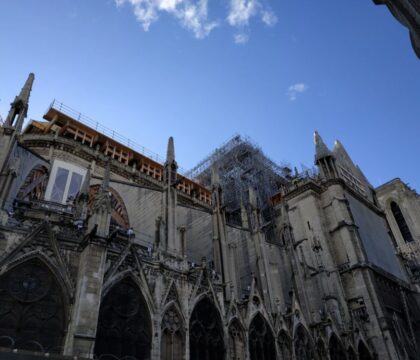 Notre-Dame de Paris : vers une reconstruction à l’identique