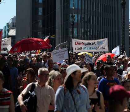 Le port du masque : une population bâillonnée ?
