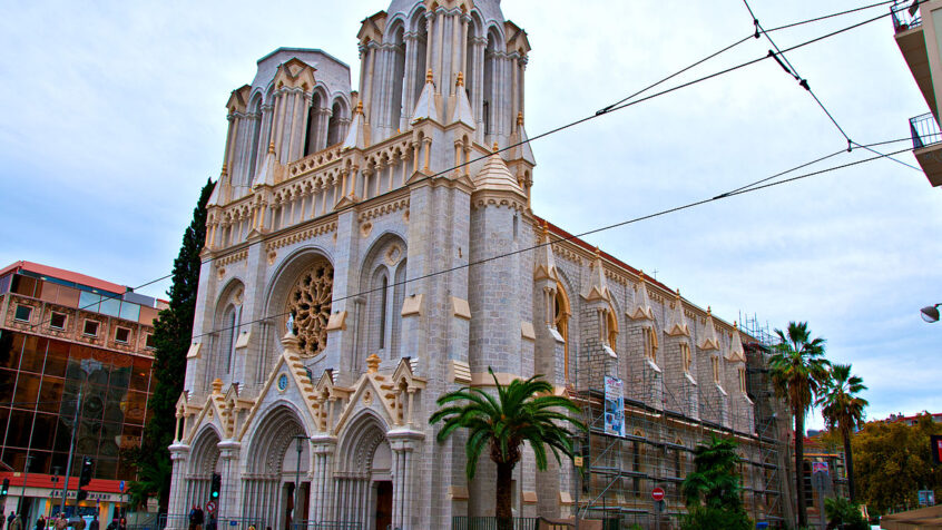 Nice : attaque qualifiée de terroriste dans la basilique