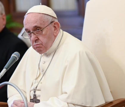 « L’espérance du monde réside entièrement dans la bénédiction de Dieu », déclare le Pape François