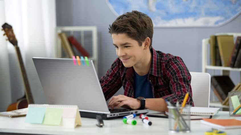 Outils numériques : Des jeunes lucides face aux écrans