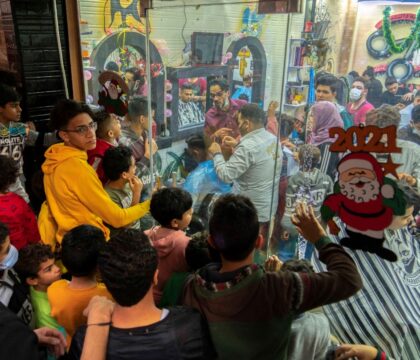 Les coptes d’Egypte ont fêté Noël devant leur écran