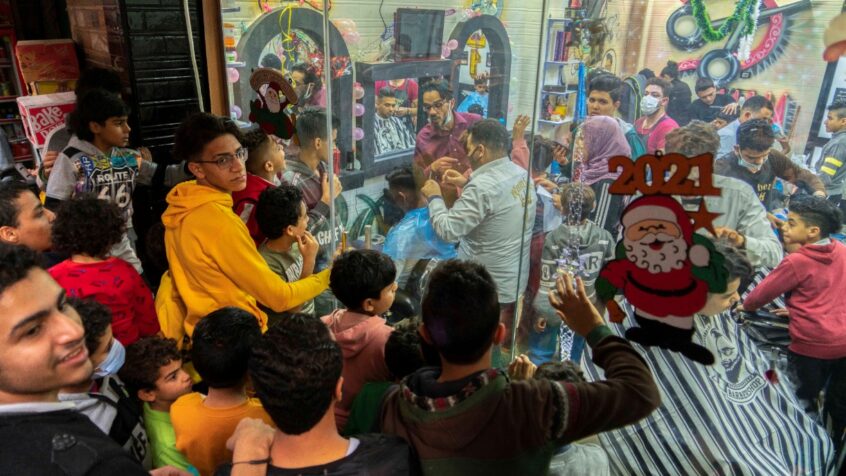 Les coptes d’Egypte ont fêté Noël devant leur écran