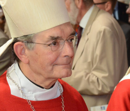 Mgr Jousten: messe de funérailles en direct sur RCF