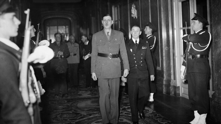 Thierry D&rsquo;Argenlieu : Le prêtre qui sauva de Gaulle du néant