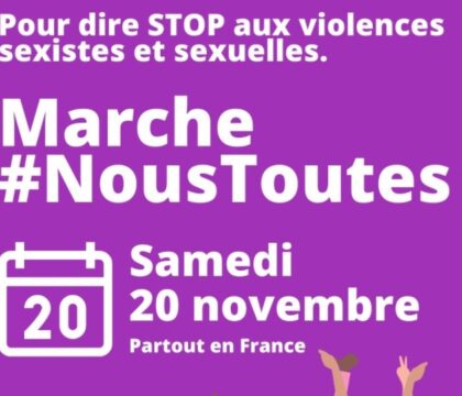 France: un cortège chrétien à la manifestation #NousToutes