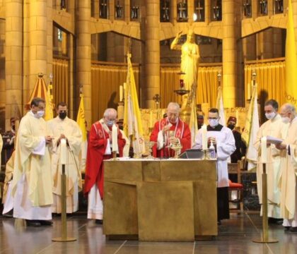 Deux cardinaux pour la célébration des 150 ans de Pro Petri Sede