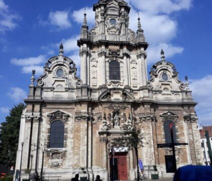 Les sans-papiers reprennent l&rsquo;occupation du Béguinage malgré l&rsquo;opposition de la fabrique d&rsquo;église