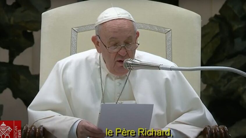 Le Pape prie pour un prêtre assassiné en RDC