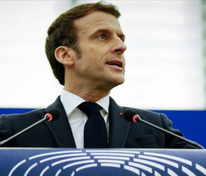 Les évêques de l’UE au président Macron: «Pas de droit à l’IVG dans le droit européen»