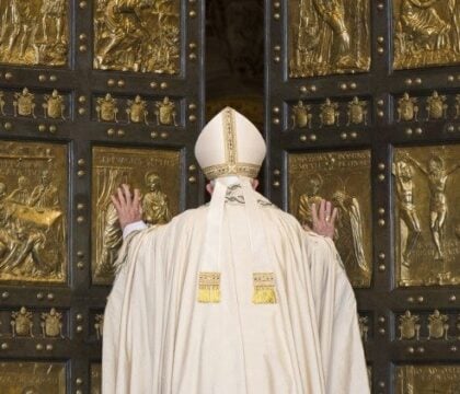 Le Pape annonce le Jubilé de 2025, signe de renaissance après la pandémie
