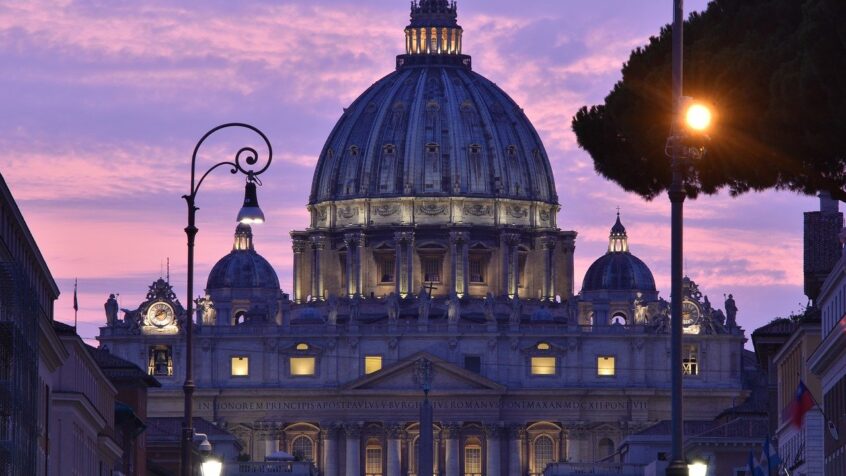 Rome: un symposium sur le sacerdoce dans un contexte de crise