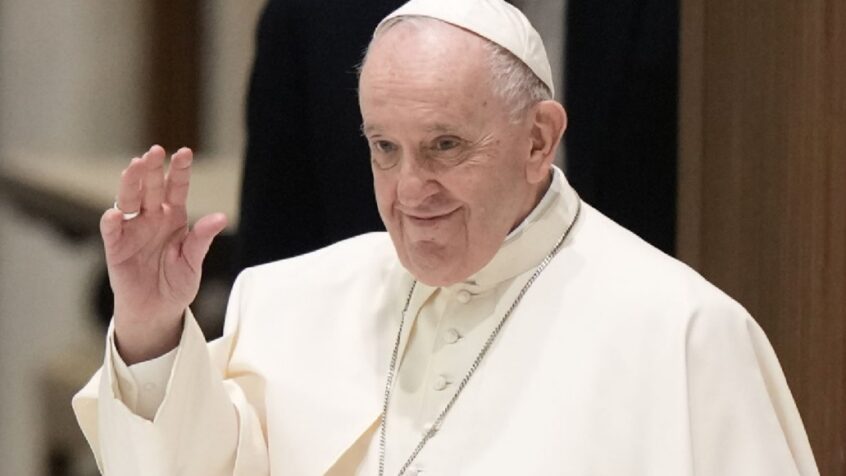 Le Pape François est «prêt à rencontrer Poutine à Moscou»