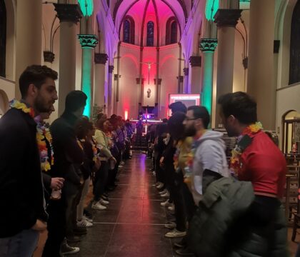 L&rsquo;église des Carmes à Bruxelles s&rsquo;est mise à l&rsquo;heure portugaise le temps d&rsquo;une soirée JMJ