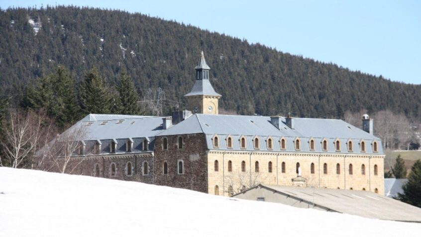Les sœurs de Boulaur reprendront l’abbaye Notre-Dame des Neiges (France)