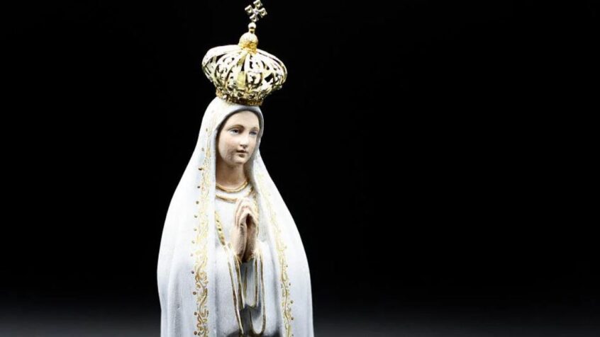 Le Pape François lance un rosaire pour la paix dans le monde