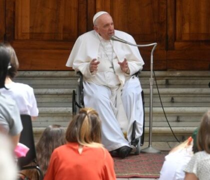 Le pape reporte son voyage en Afrique pour raisons de santé