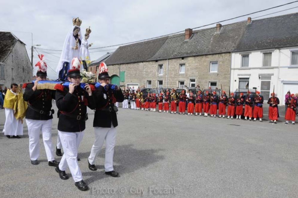 La marche militaire Saint Vaast à Daussois
