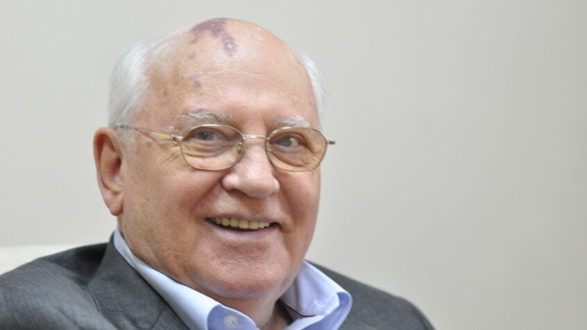 Décès de Mikhaïl Gorbatchev. Les condoléances de François
