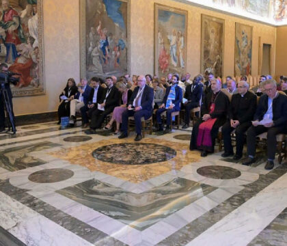 Le pape exhorte des catholiques francophones à éviter « l&rsquo;entre-soi »