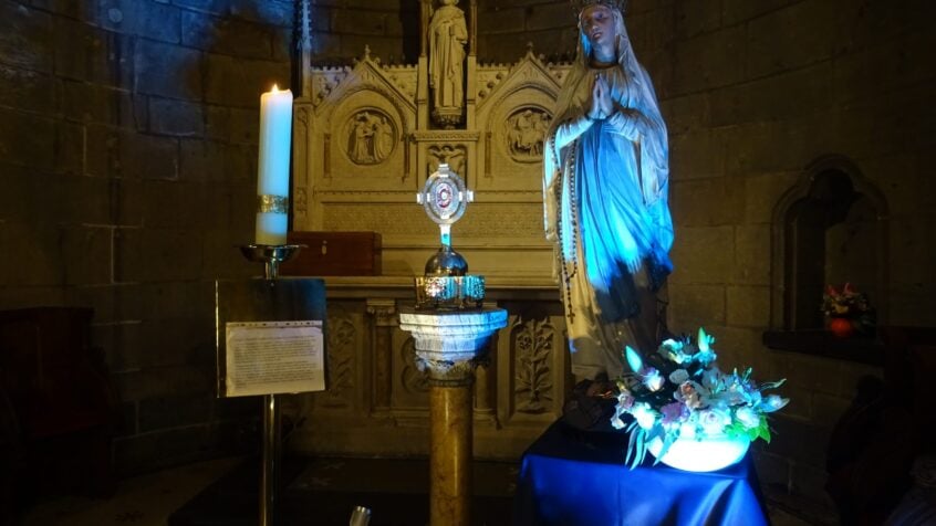 Les reliques de Sainte Bernadette de Lourdes de passage en Belgique